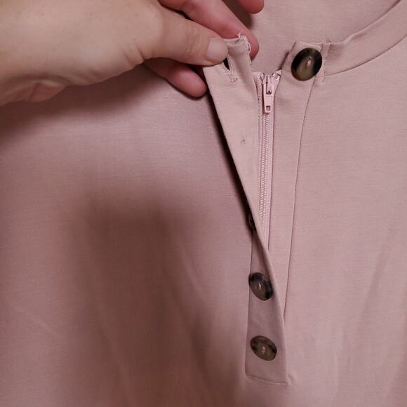 LOU LOU & Company Maternity Dress In Blush Pink Midi Dress - Picture 3 of 9